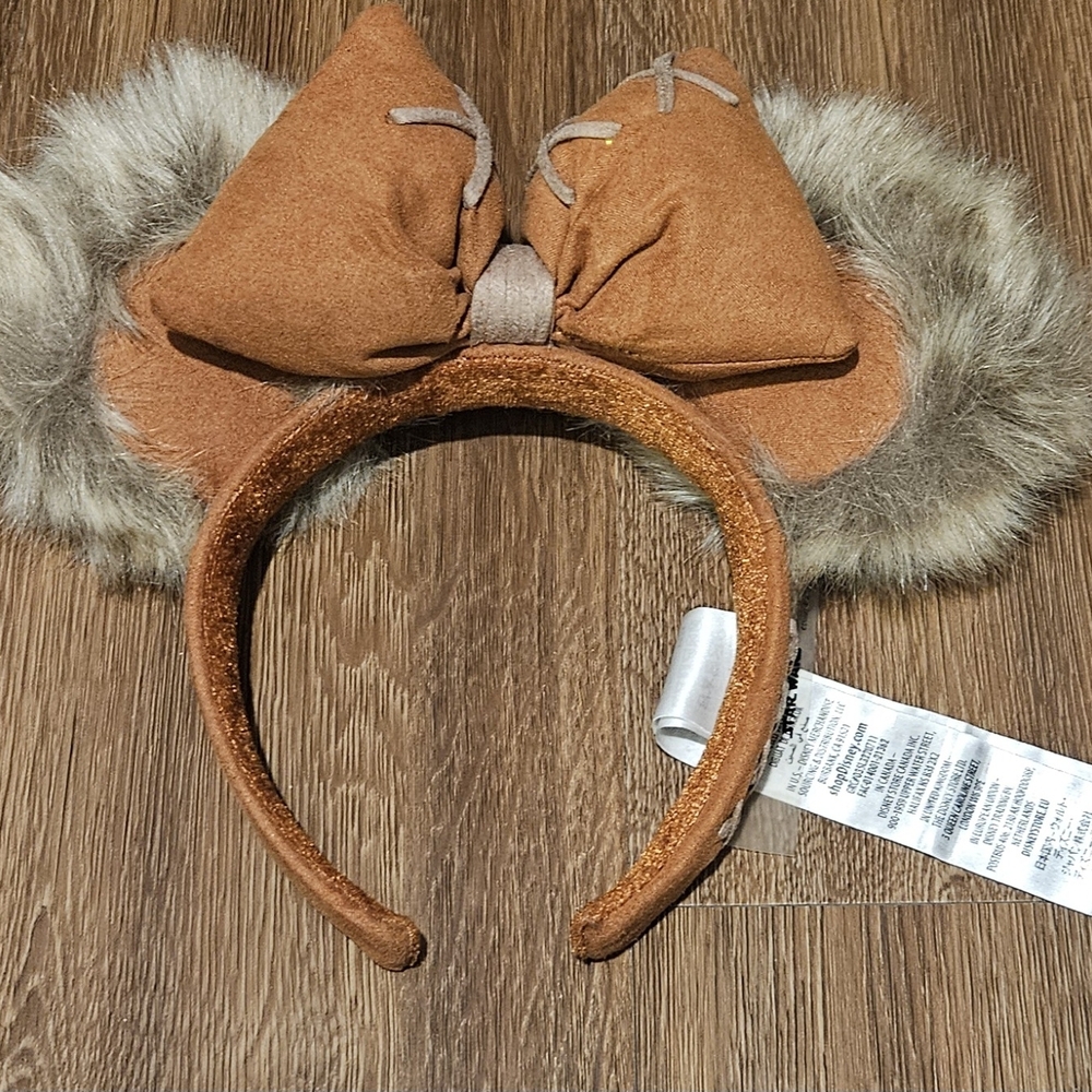 Ashley Eckstein Star Wars Ewok Ears